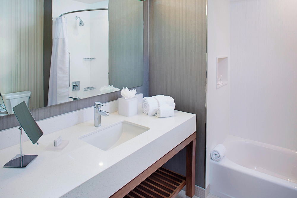 Courtyard by Marriott Dallas Carrollton - photo 11