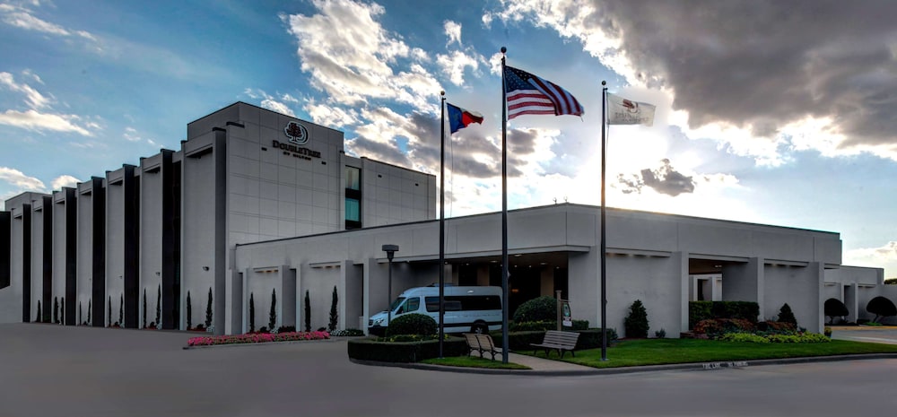 DoubleTree by Hilton Hotel Arlington DFW South - photo 29
