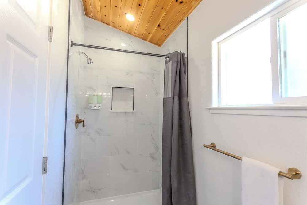 Tahoe Mountain inn - photo 106