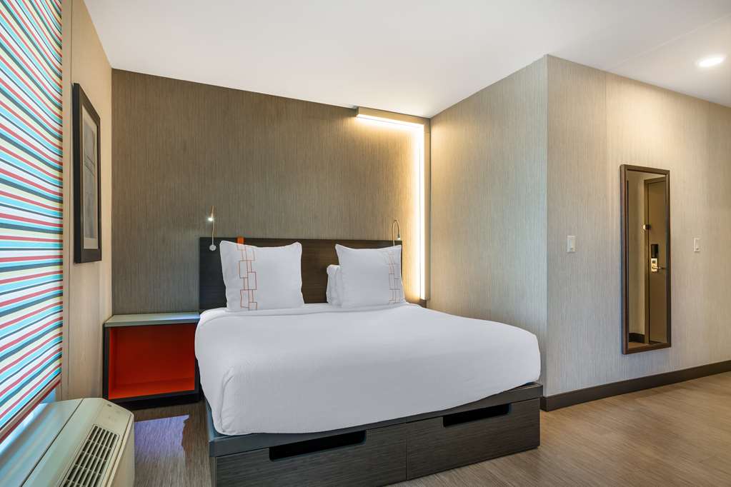 Vīb Best Western Springfield - photo 17