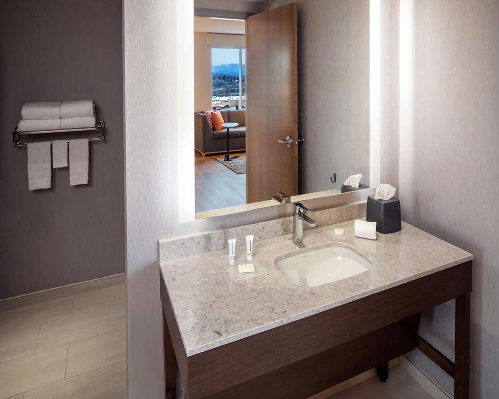 Hyatt Place Harrisonburg - photo 26