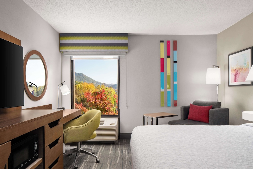 Hampton Inn Roanoke Hollins I 81 - photo 8