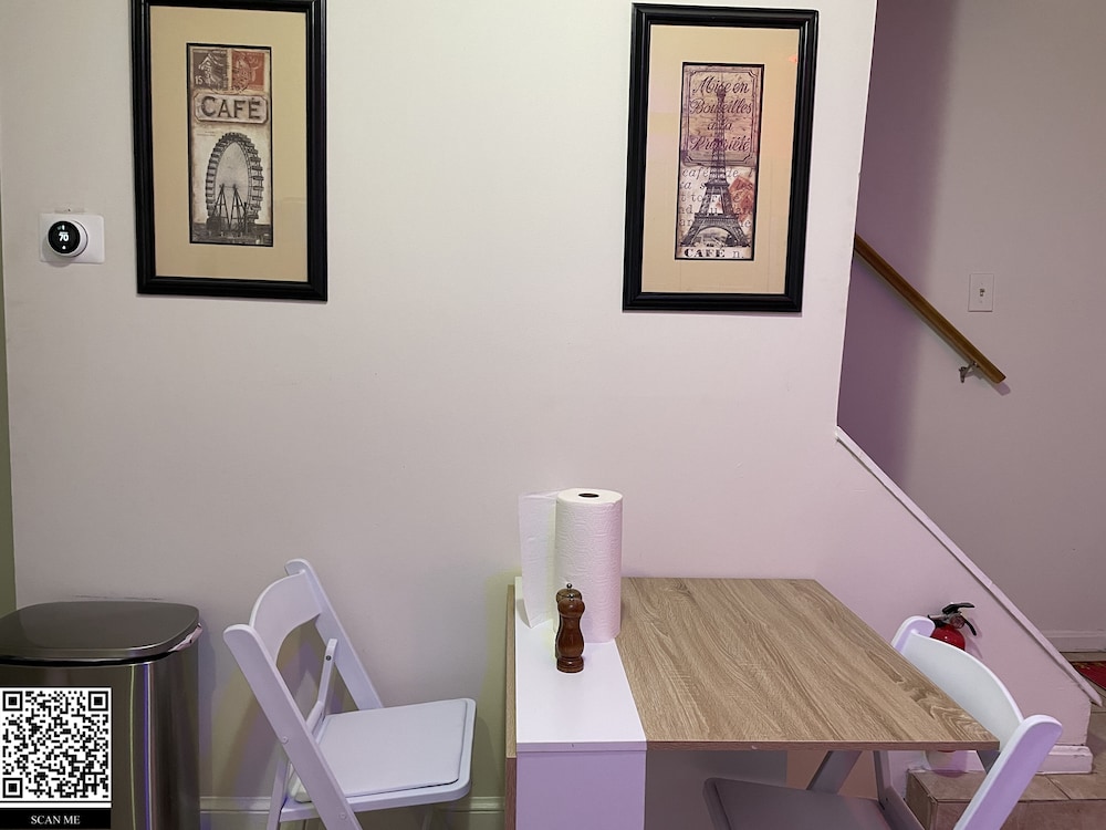 Downtown Loft Close to Topgolf Horseshoe Casino UM Baltimore - photo 18