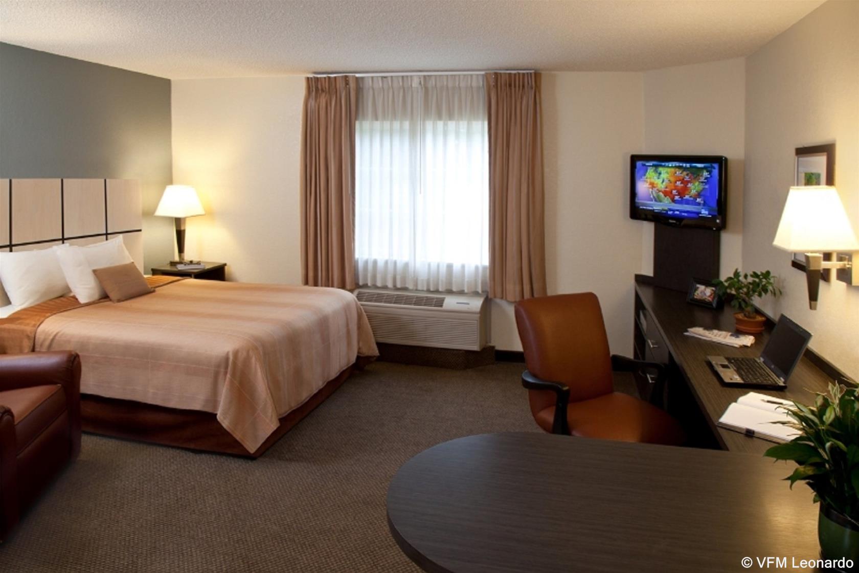 MainStay Suites Wichita Northeast - photo 10