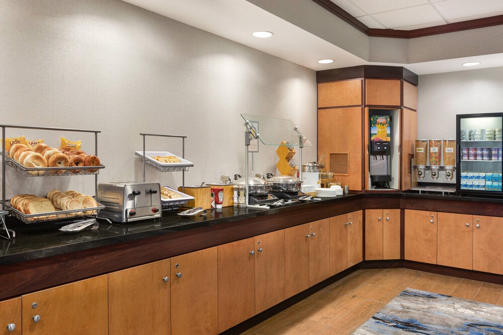 Fairfield Inn & Suites Jacksonville West Chaffee Point - photo 30