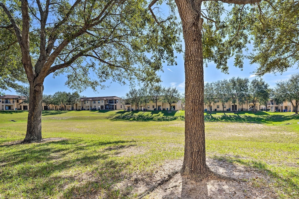 9 Mi to Disney Davenport Townhome with Resort Pool - photo 12