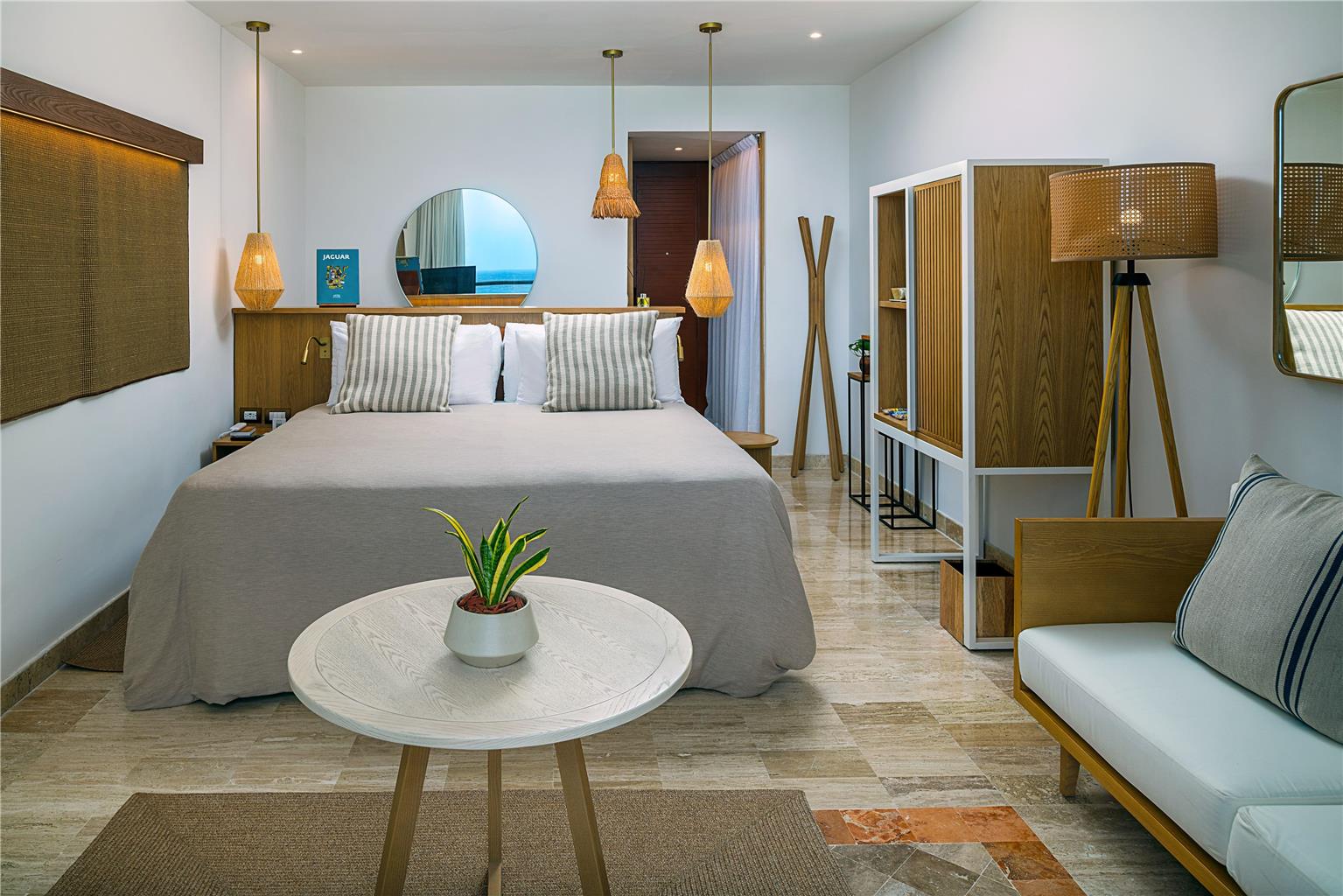 Guest room