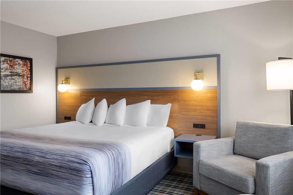 AmericInn by Wyndham Alexandria - photo 16