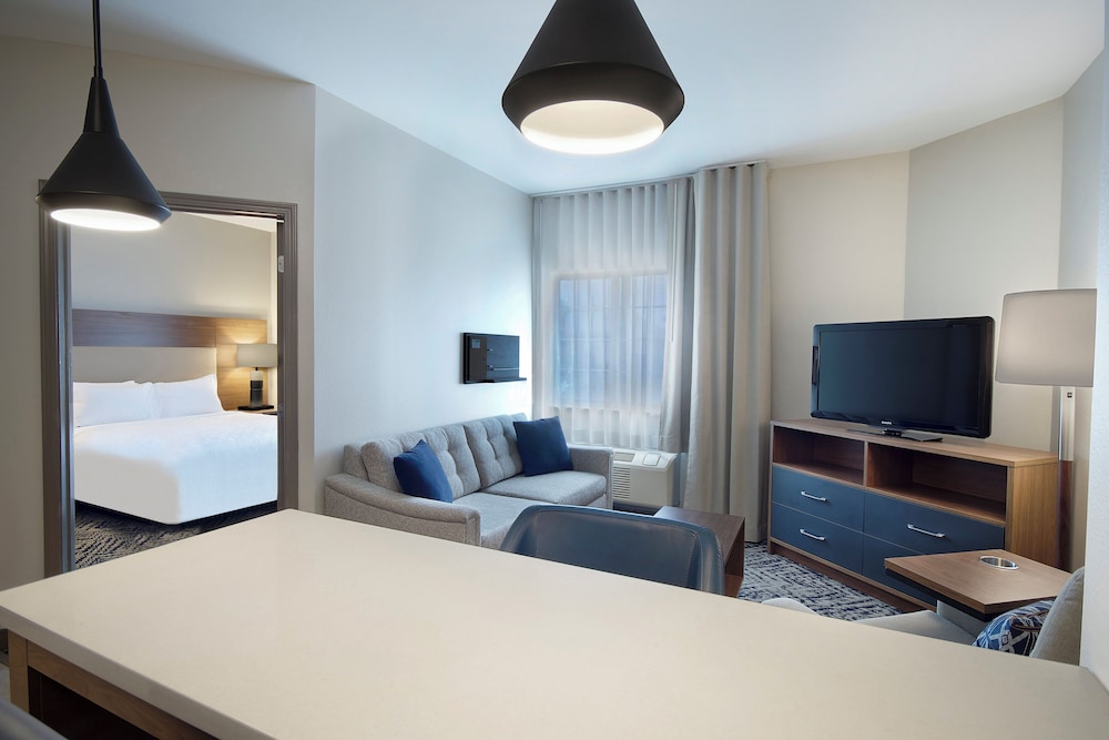 Candlewood Suites Buffalo Amherst by IHG - photo 3