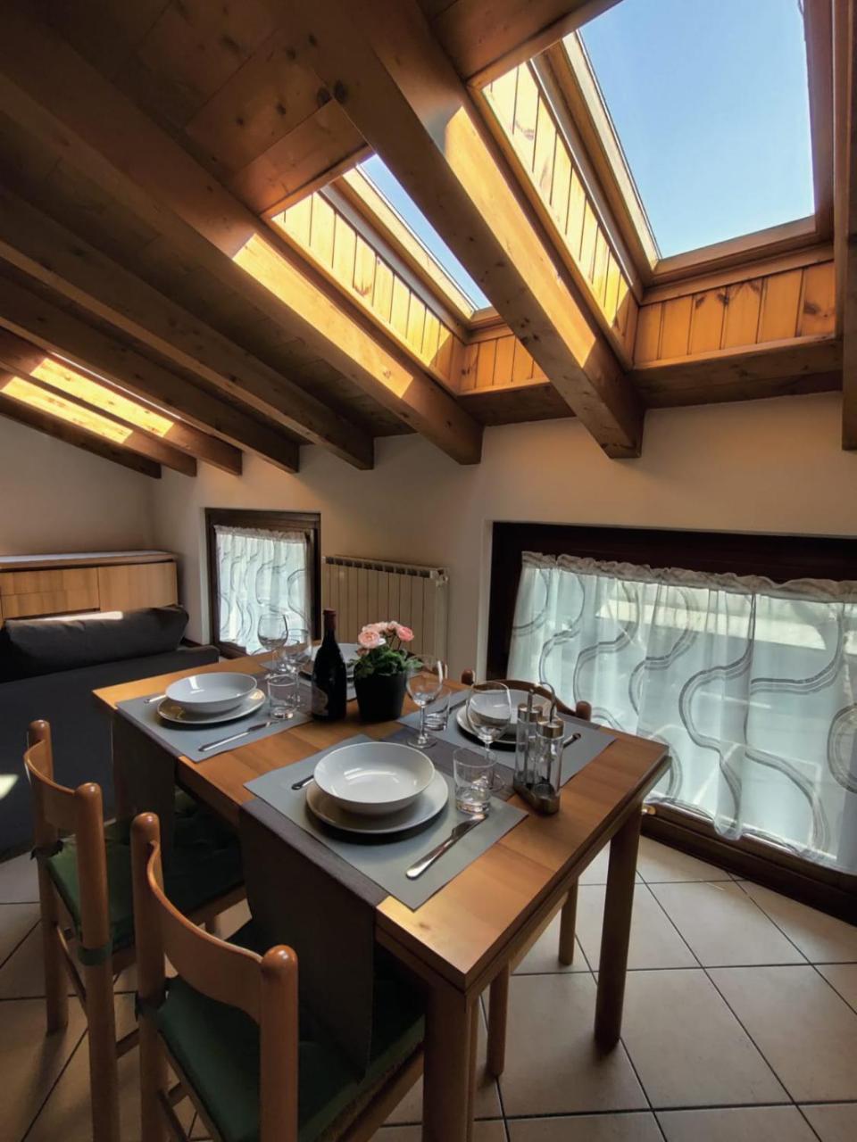 La Mansarda Sul Lago — hotel in Lovere