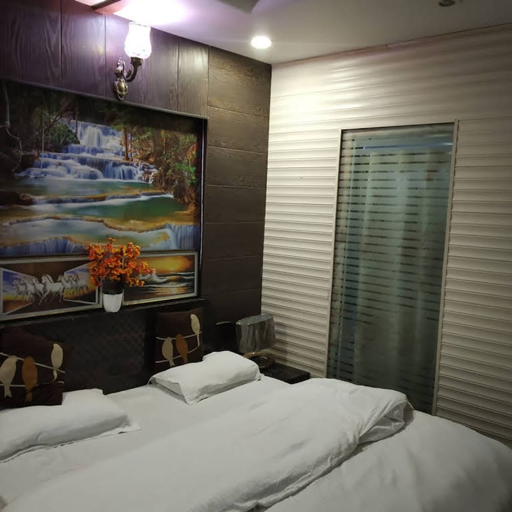 Hotel brijwasi palace - last minute hotel in Rishikesh