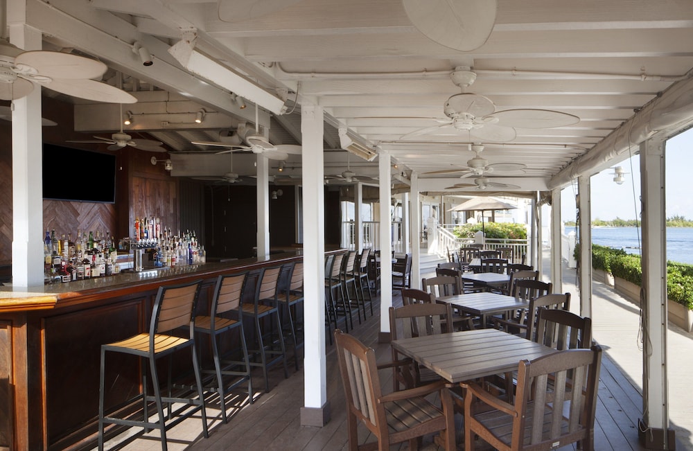 Pier House Resort & Spa - photo 103