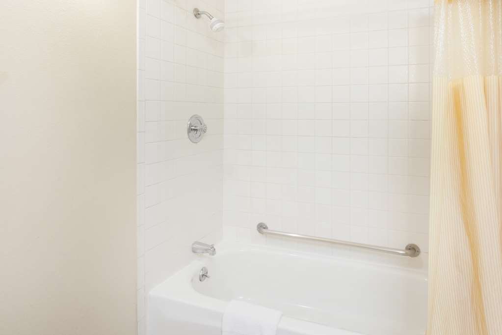 Days Inn by Wyndham Barstow - photo 13
