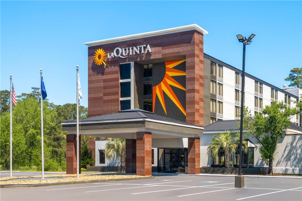 La Quinta Inn & Suites by Wyndham Myrtle Beach - photo 2