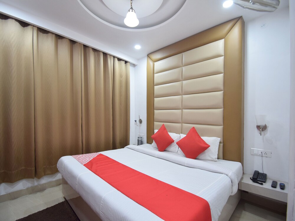 OYO 12066 Hotel Gellasenheit in Dalhousie, India