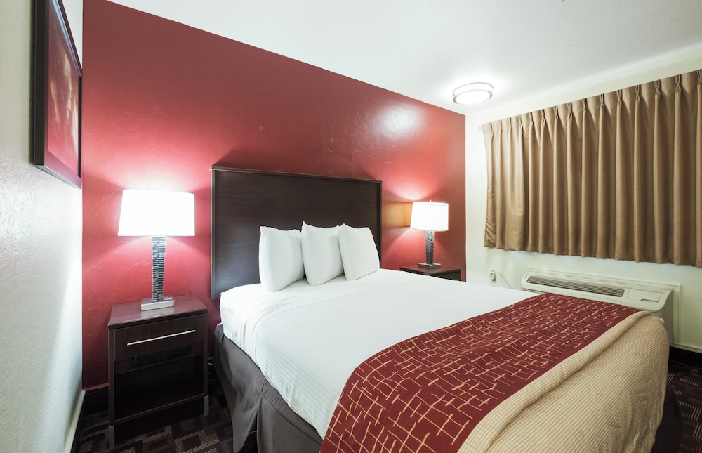 Red Roof Inn Oklahoma Airport I 40 W Fairgrounds - photo 17