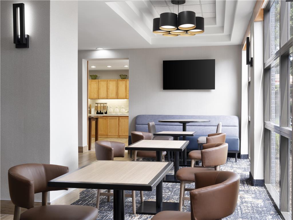 Hyatt Place Atlanta Alpharetta North Point Mall - photo 26