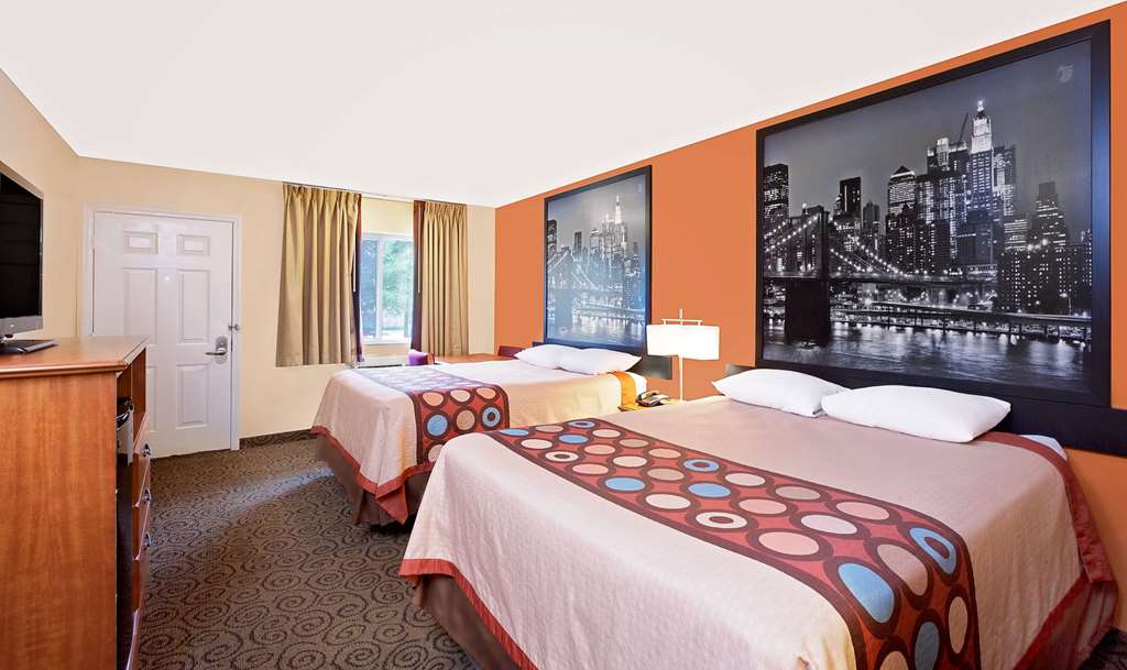 Super 8 by Wyndham Siloam Springs - photo 11