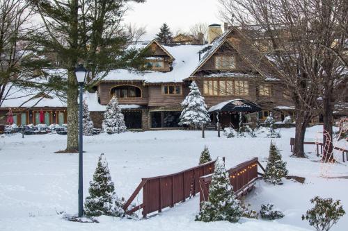 Cardinal 104 — 4-Star Luxury Hotel in Blowing Rock, United States