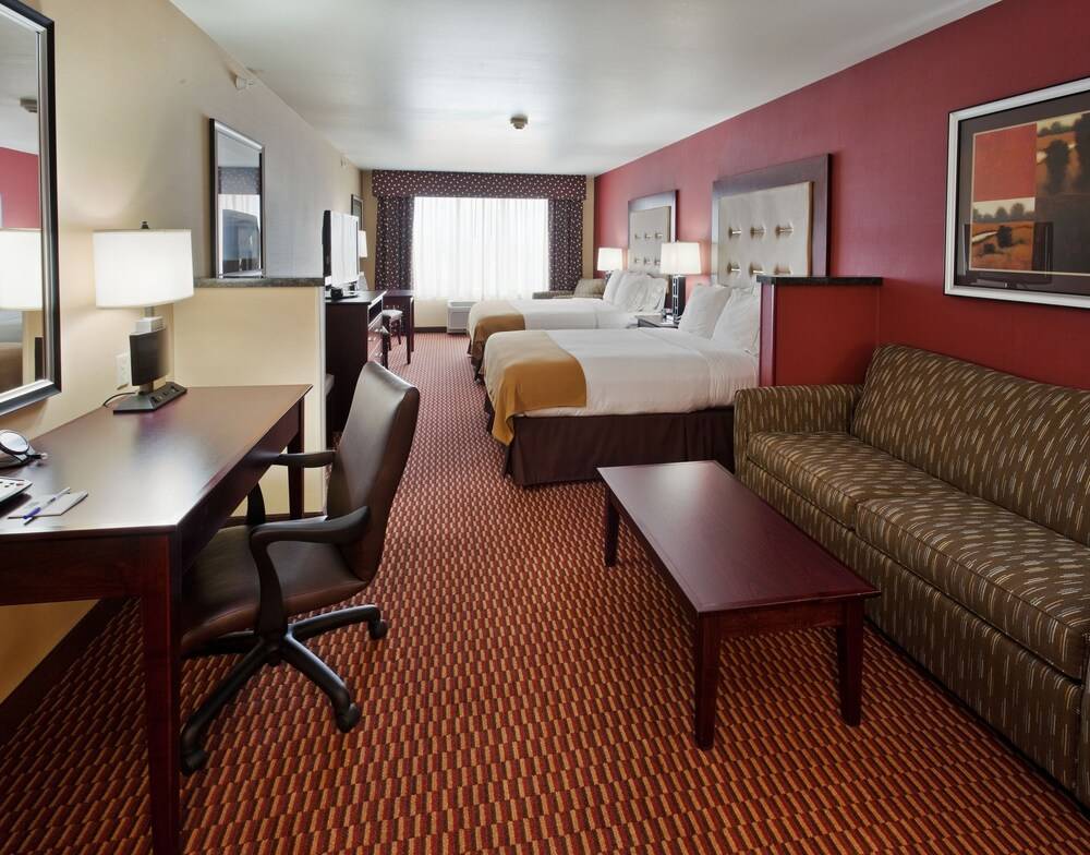 Holiday Inn Express Hotel & Suites Great Falls by IHG - photo 13