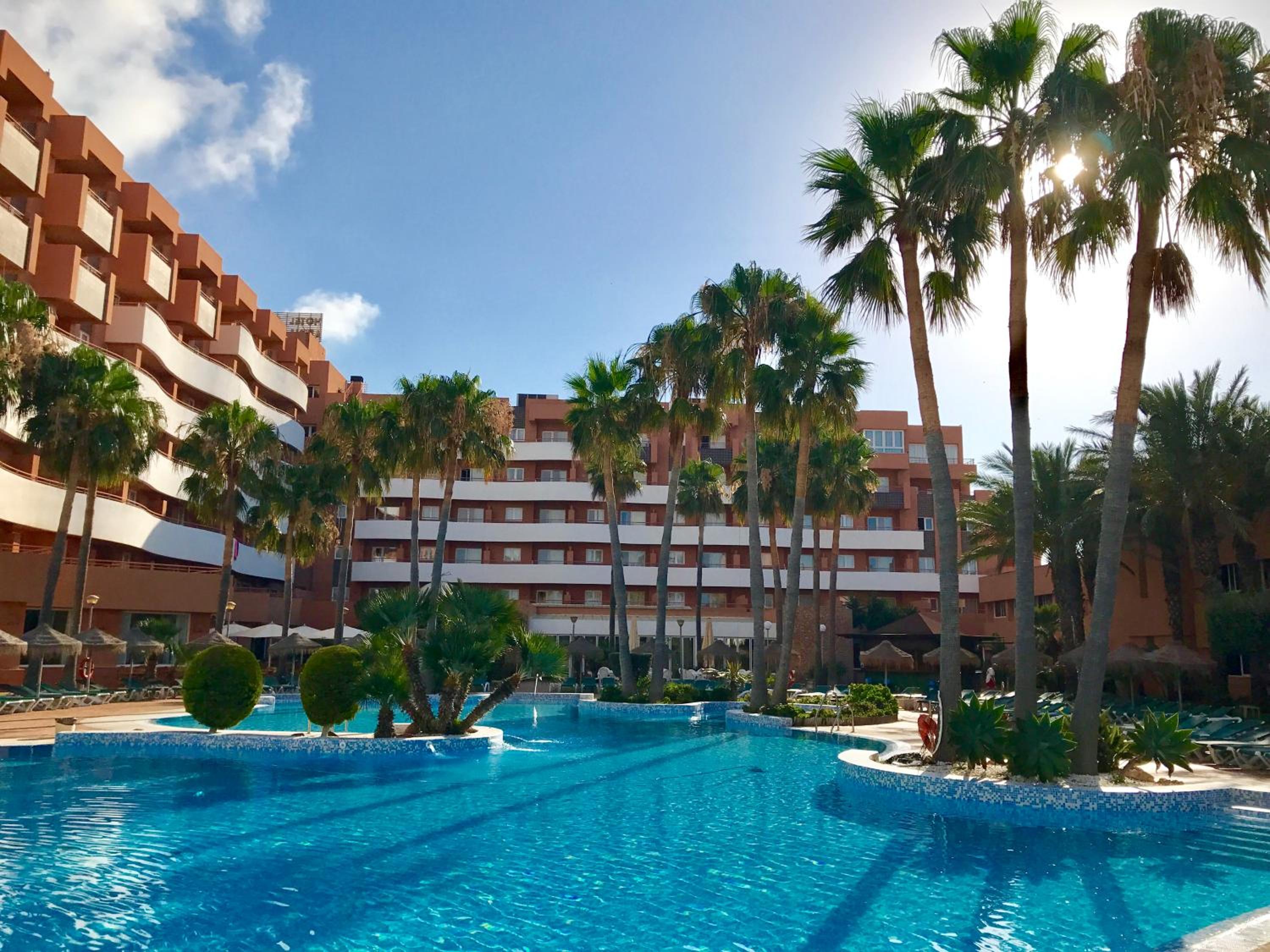 Arena Center — 4-Star Luxury Hotel in Roquetas De Mar, Spain