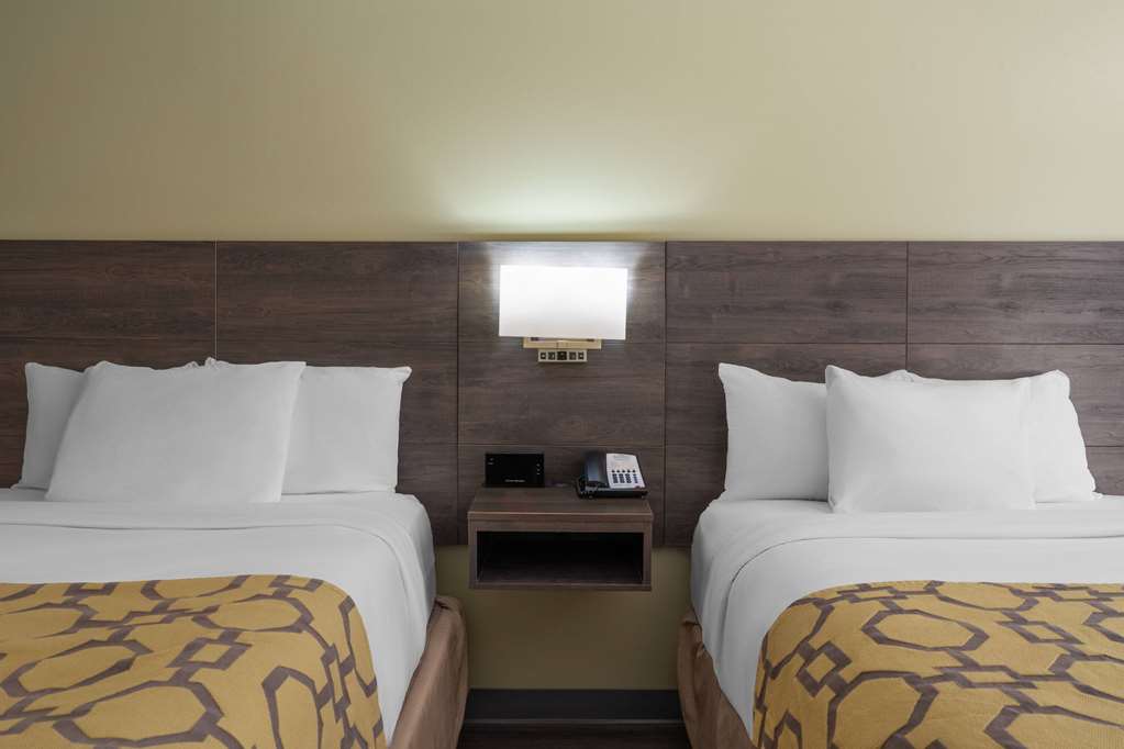Baymont by Wyndham Kingsland - photo 22