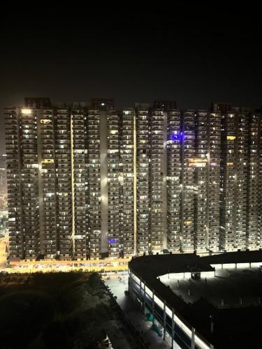 Royal Orbit Studio — 4-Star Luxury Hotel in Delhi, India