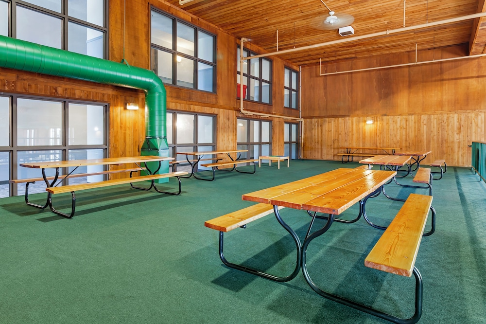 Polynesian Water Park Resort - photo 3