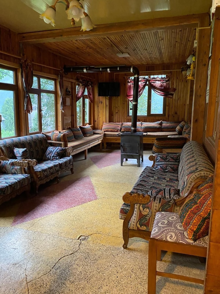 Ayder Wooden Rooms in Camlihemsin, Turkey