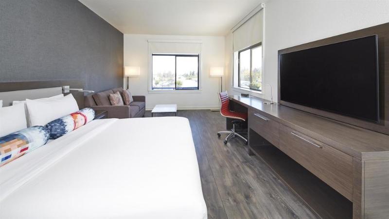 Aloft San Jose Cupertino - photo 25