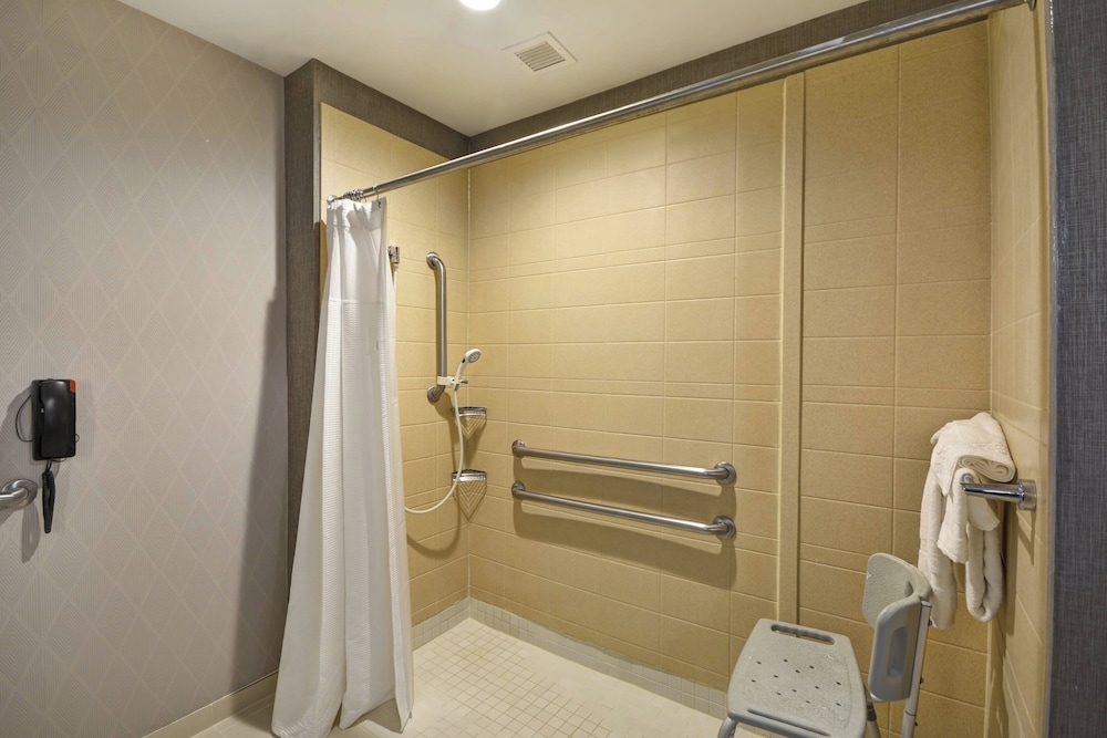 SpringHill Suites by Marriott Indianapolis Airport Plainfield - photo 22