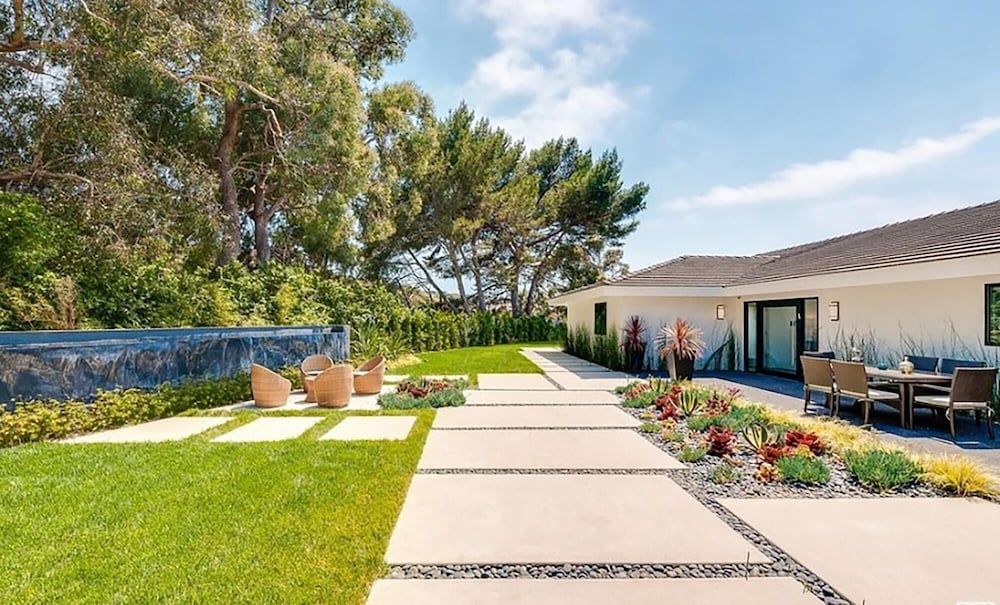 Bluewater - carbon neutral hotel in Malibu