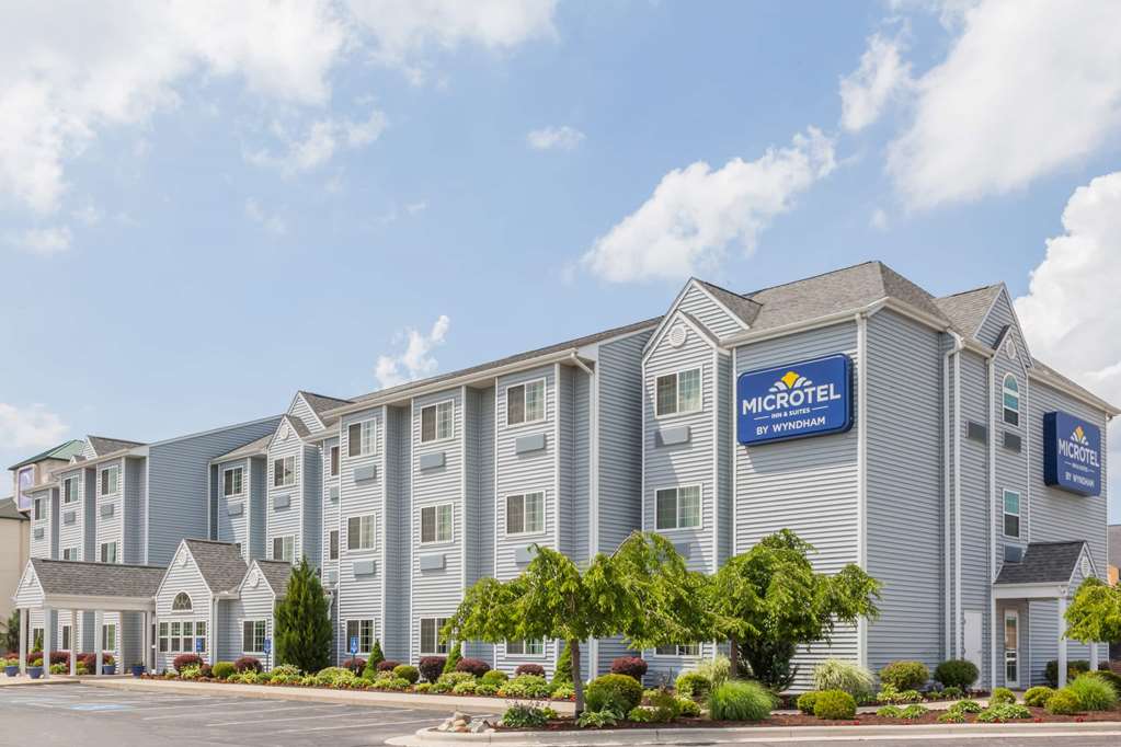 Microtel Inn & Suites by Wyndham Elkhart in Elkhart, United States