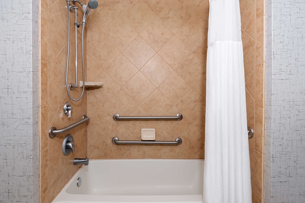 Hampton Inn & Suites Sarasota Lakewood Ranch - photo 30