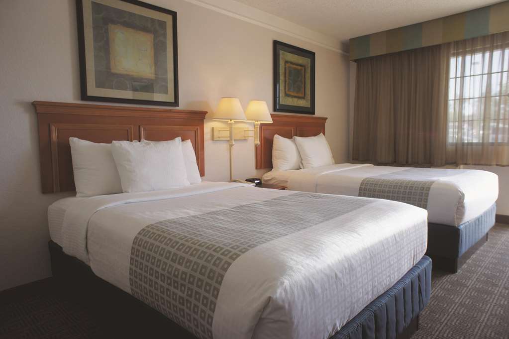 La Quinta Inn by Wyndham Albuquerque Airport - photo 12