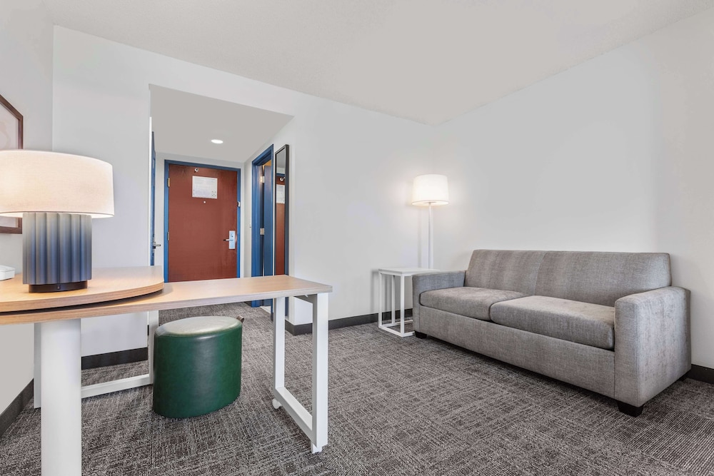 Spark by Hilton Charlotte Tyvola I 77 - photo 20