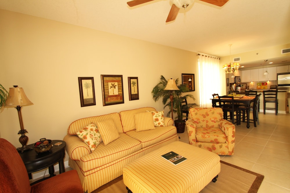 Grand Panama Beach Resort by Emerald View Resorts - photo 25