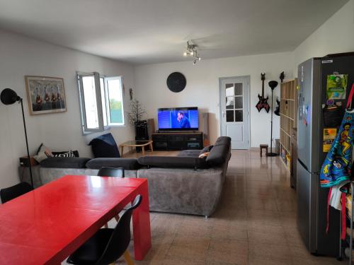 Sud Bastia 50 m2 privé avec jacuzzi et piscine - last minute hotel in Unknown City