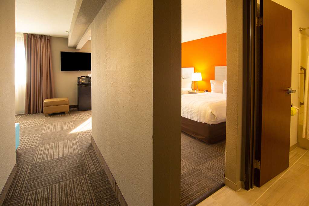 Quality Inn & Suites Hammond Near I 8090 - photo 21
