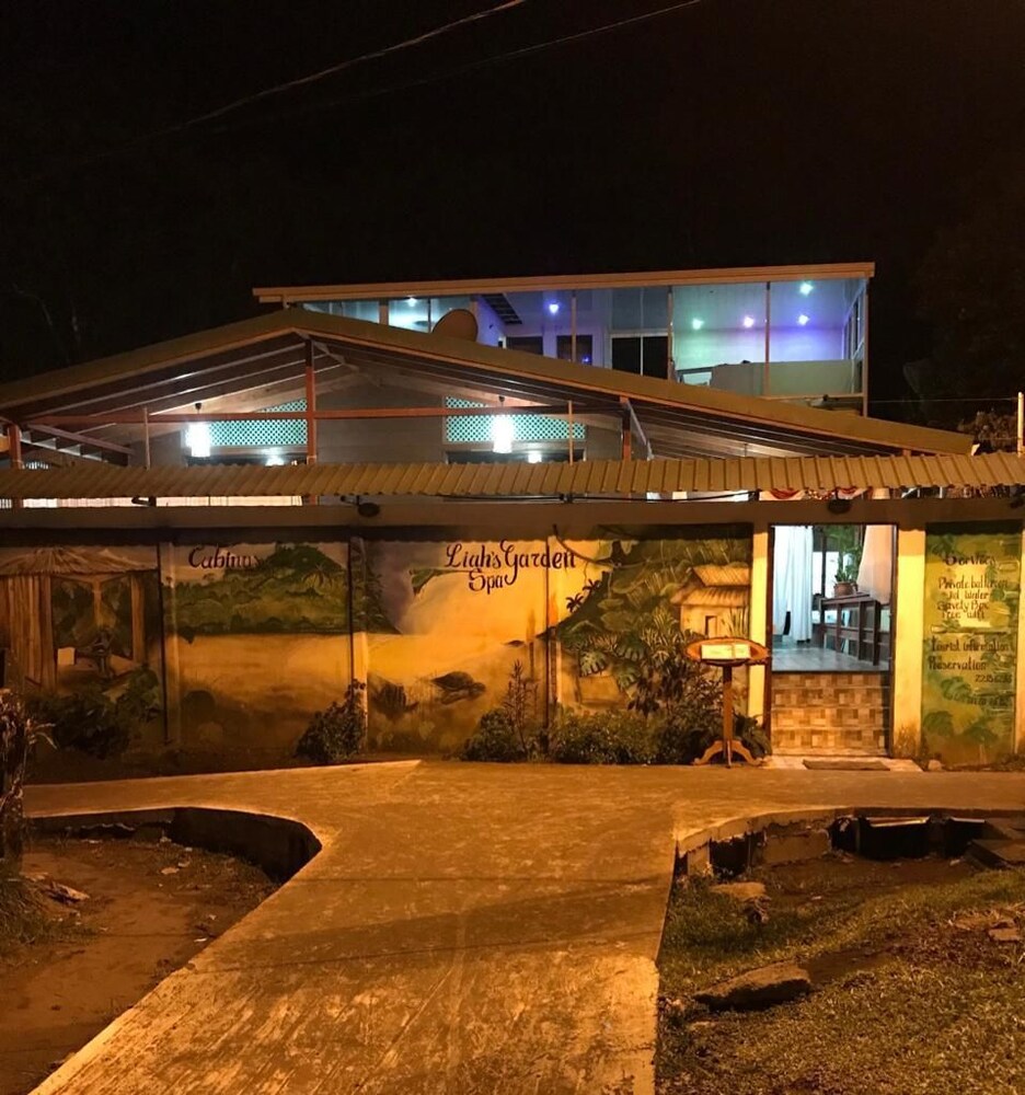 Liahs Hotel & Spa in Limon, Costa Rica