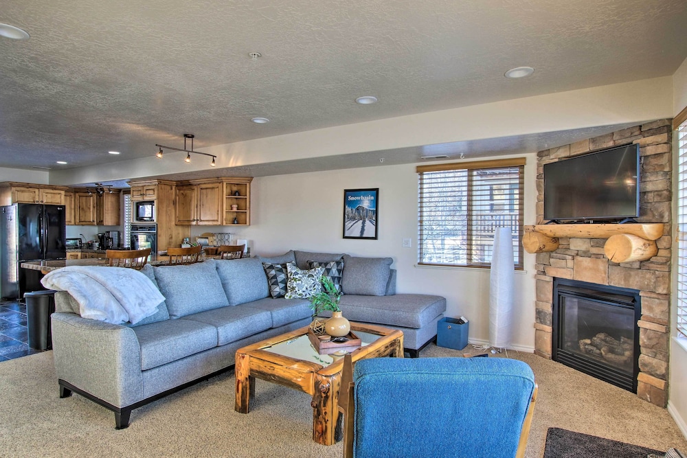 2 Condo Property with Mtn Views by Golf and Ski Resort - photo 24
