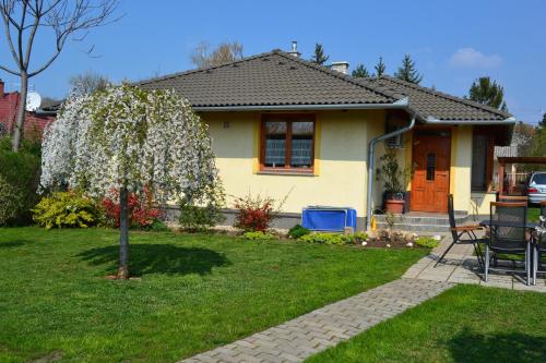 Holiday Vendégház — 4-Star Luxury Hotel in Siofok, Hungary