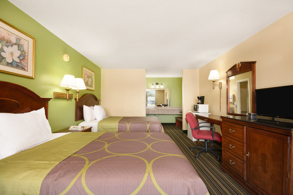 American INN of Orangeburg - photo 7