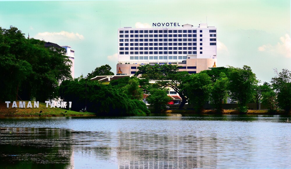 Novotel Taiping Perak — 4-Star Luxury Hotel in Taiping, Malaysia