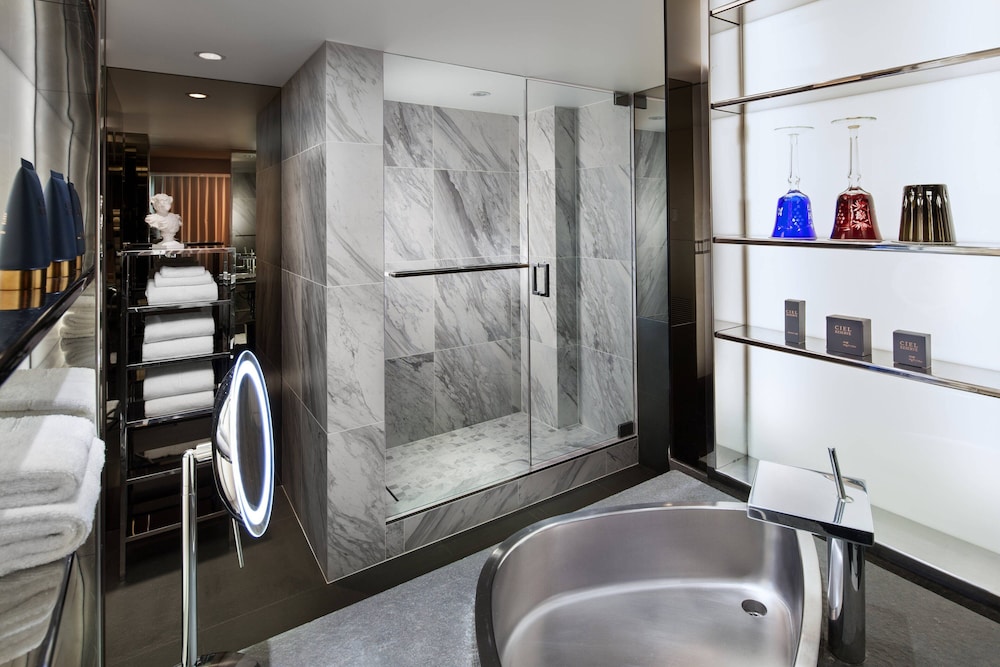 SLS Hotel a Luxury Collection Hotel Beverly Hills - photo 40
