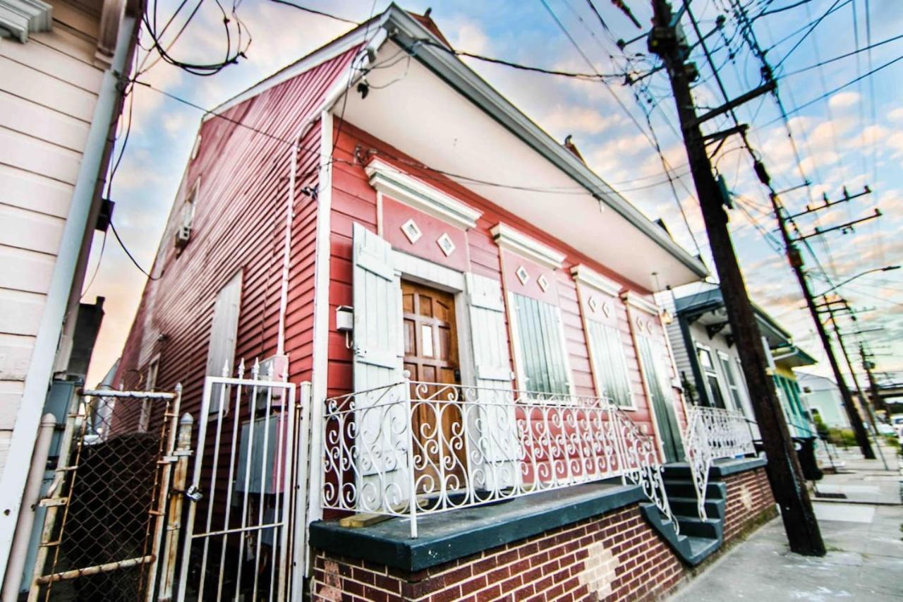 St. Ann Historic Creole Cottage 5 bed 4ba — 4-Star Luxury Hotel in New Orleans, United States