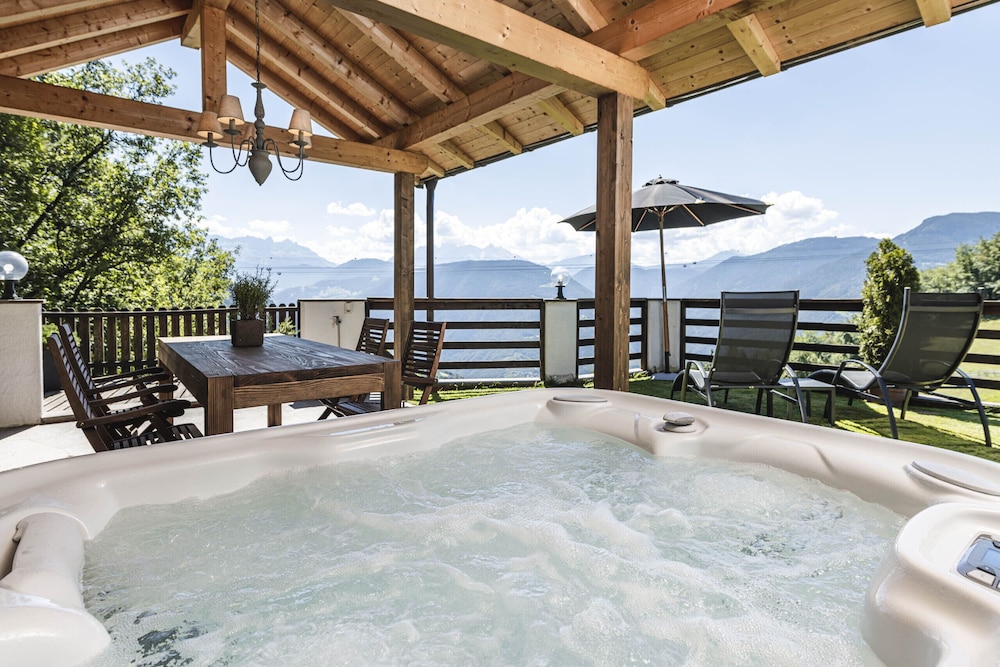 Chalet Grumer Suites & Spa — 4-Star Luxury Hotel in Soprabolzano, Italy