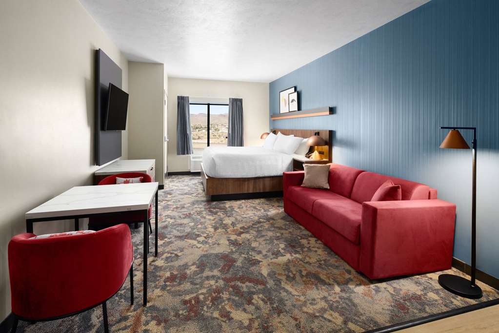 Hawthorn Extended Stay By Wyndham Kingman - photo 13