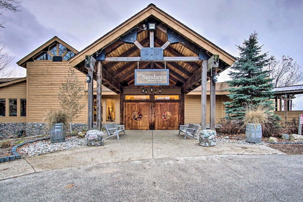 Charming Log Cabin at Double JJ Ranch Resort - photo 33
