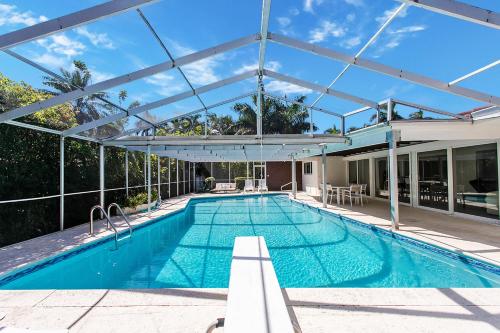 Amazing Villa WALK 5 minutes to Hollywood Beach — 4-Star Luxury Hotel in Hollywood, United States